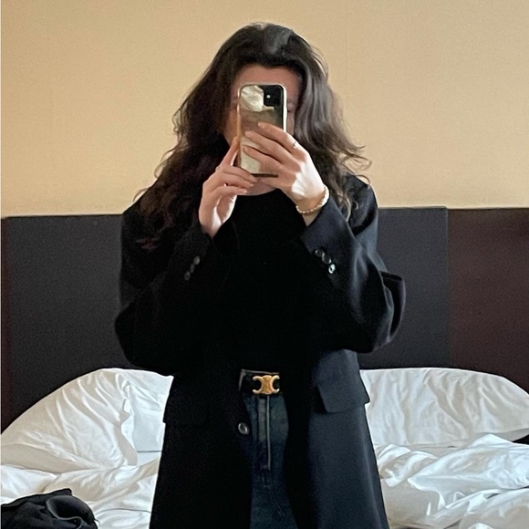 Meet your Posher, Ashley - Picture 1 of 1